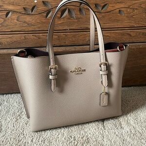 NWT Coach Mollie 25 with removable shoulder strap
